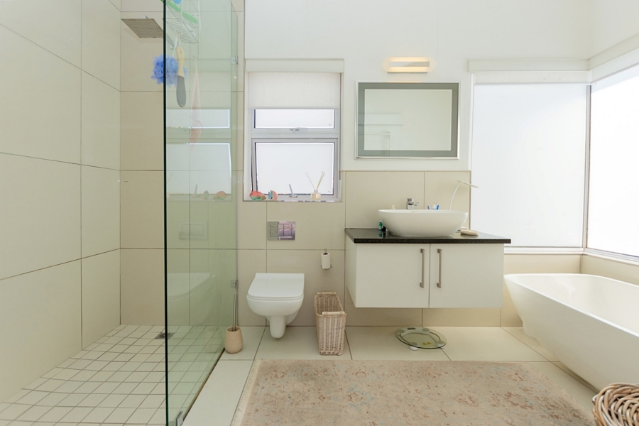 4 Bedroom Property for Sale in Langebaan Country Estate Western Cape